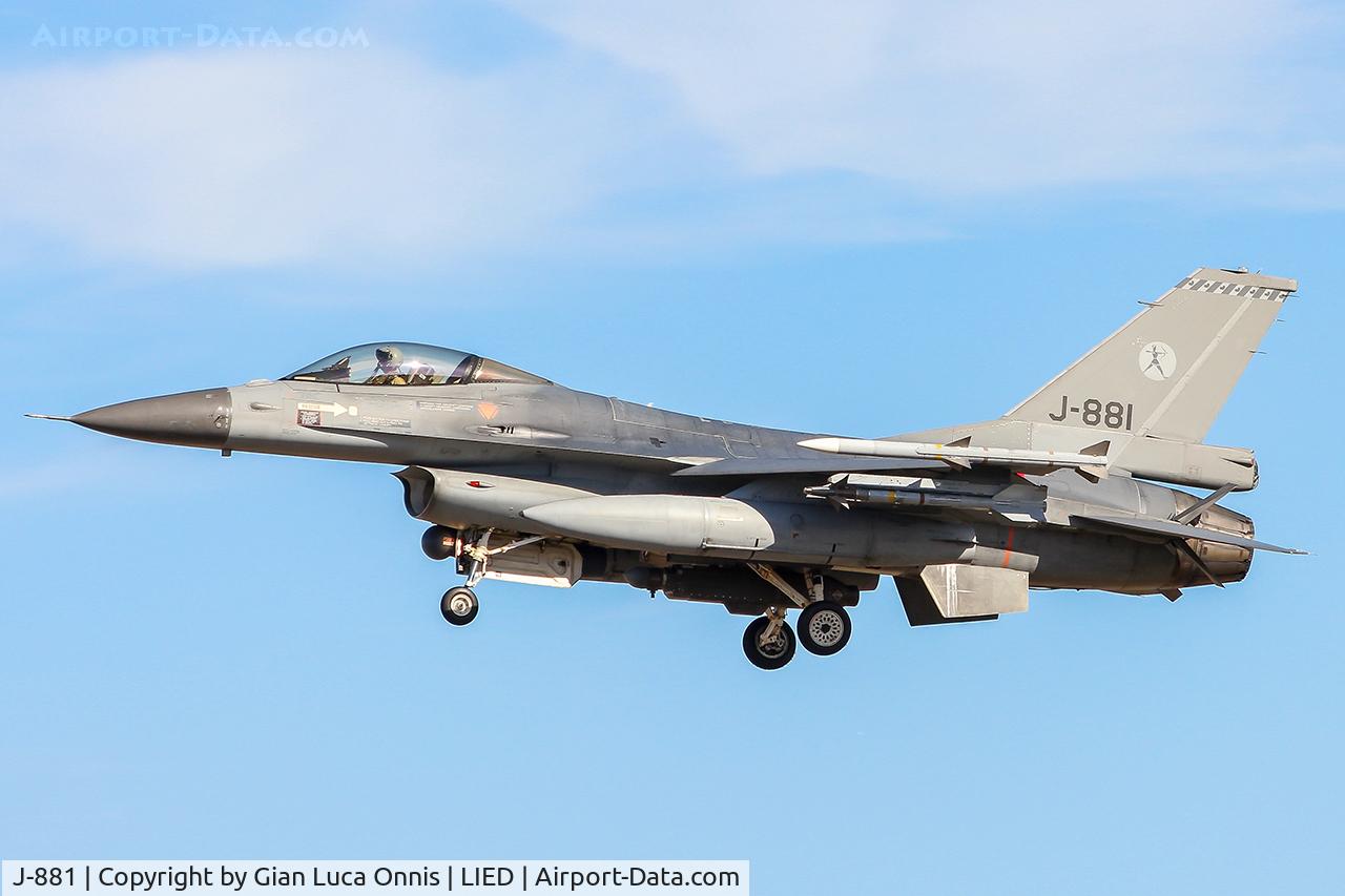 J-881, Fokker F-16AM Fighting Falcon C/N 6D-98, WAR LIBIA