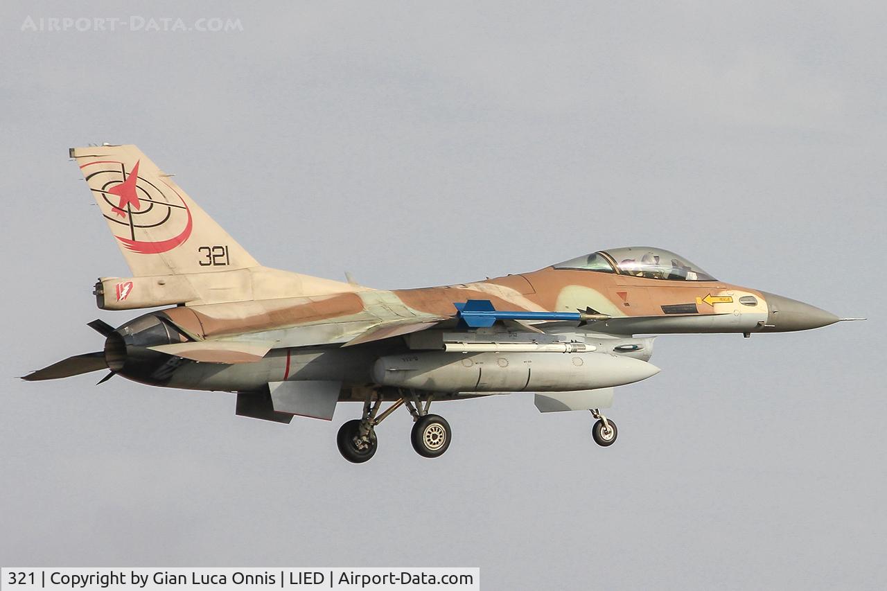 321, General Dynamics F-16C Barak (401) C/N 4J-10, LANDING