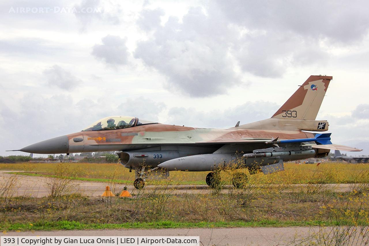 393, 1987 General Dynamics F-16C Barak C/N 4J-41, TAXI WAY