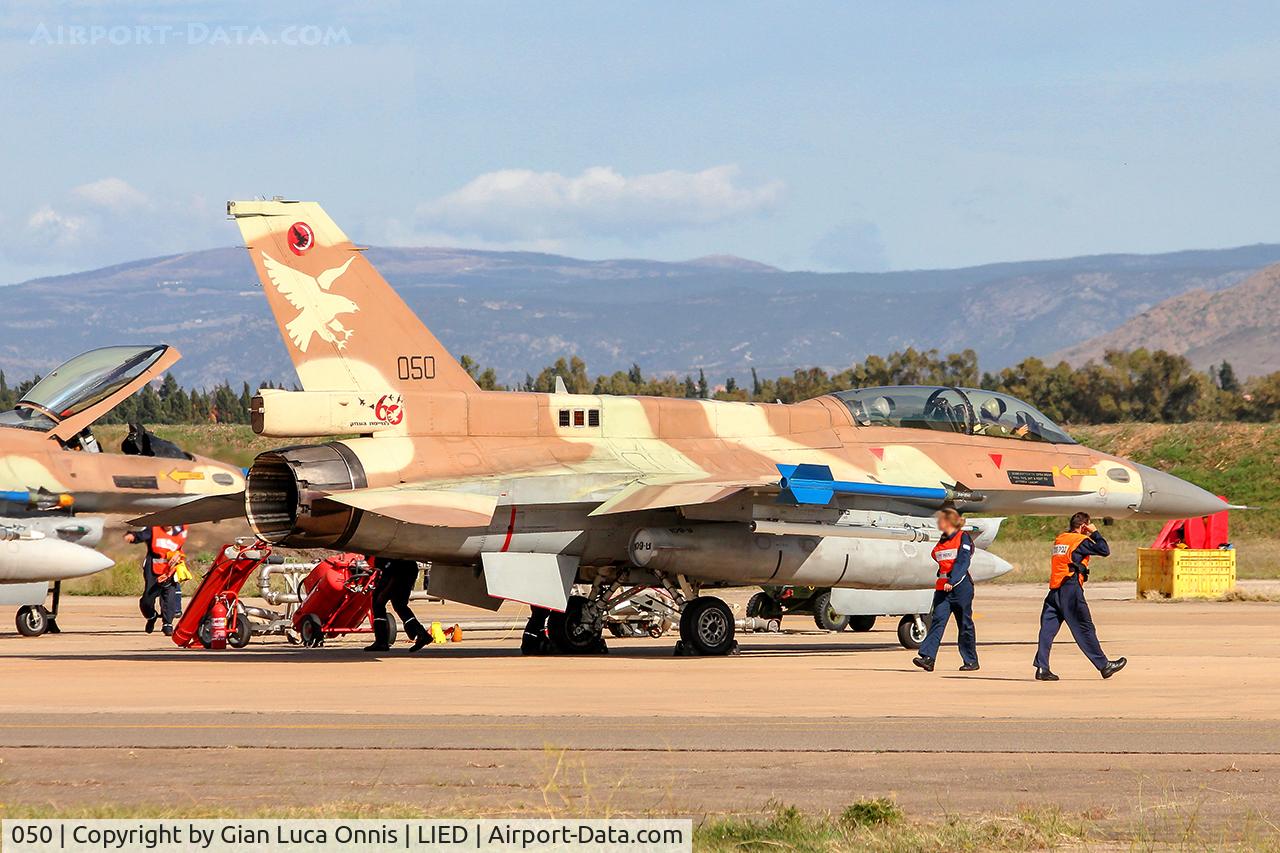 050, 1987 General Dynamics F-16D Barak C/N 4K-12, STARTUP