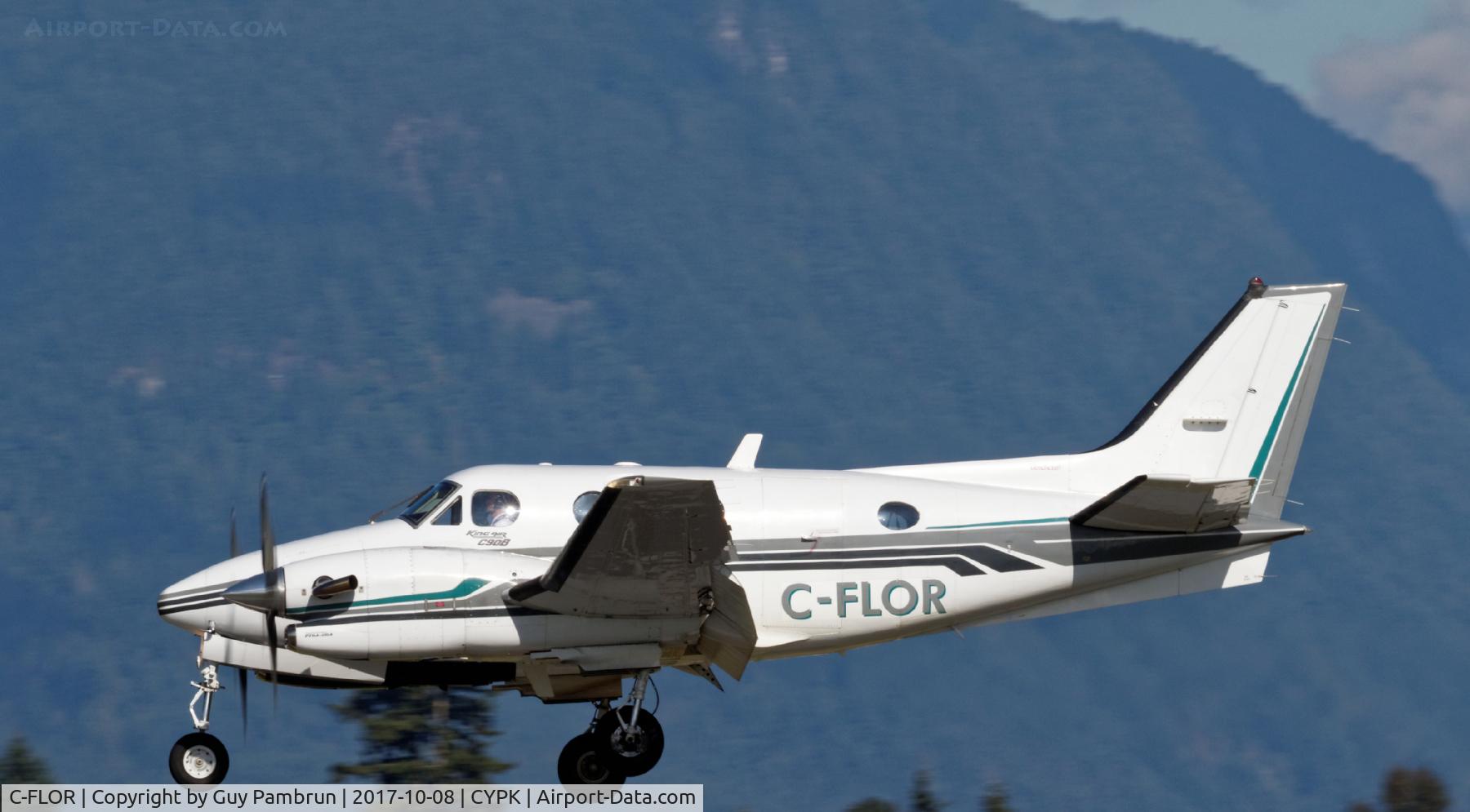 C-FLOR, 1997 Beech C90A King Air C/N LJ1465, Landing