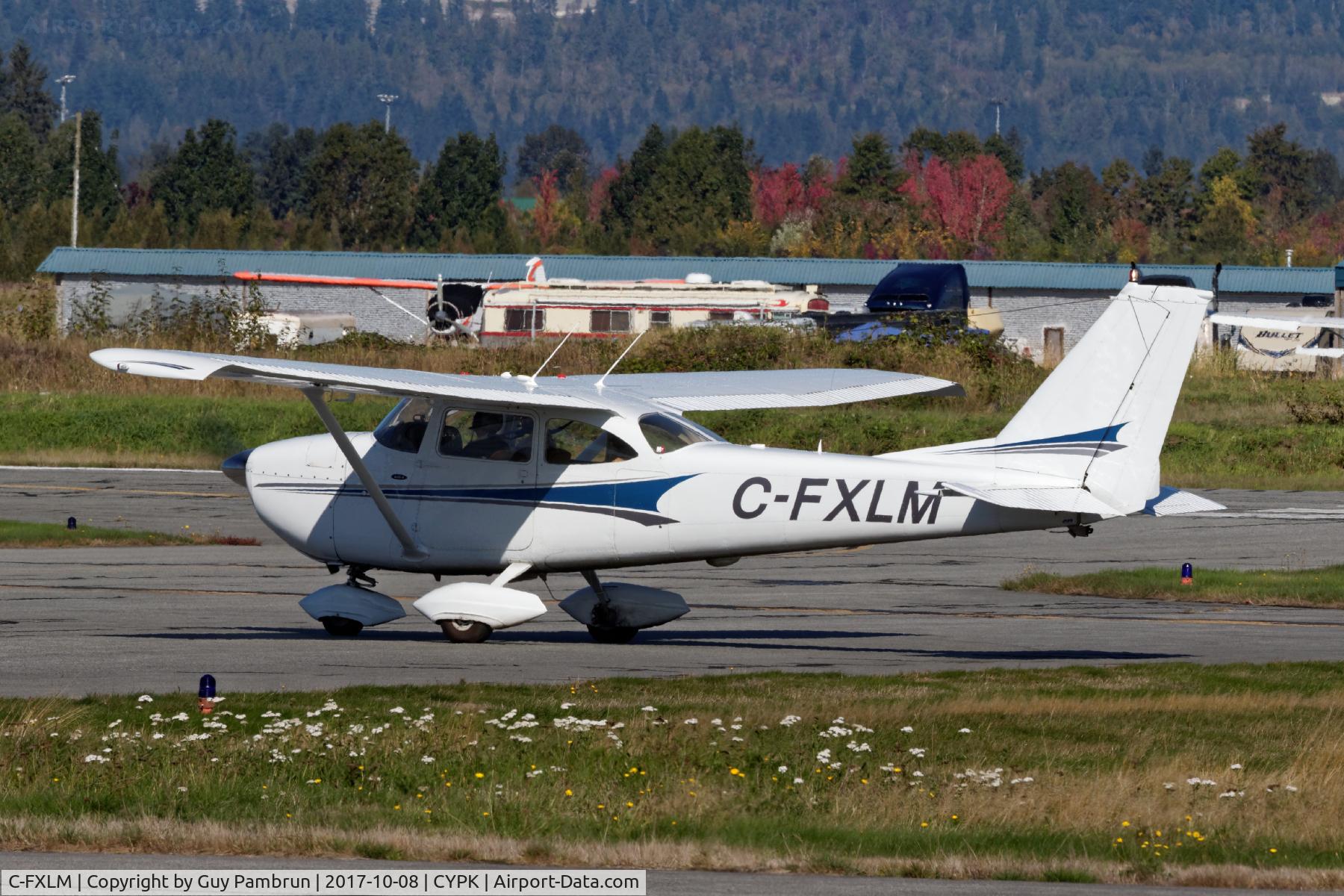 C-FXLM, 1968 Cessna 172I C/N 17256942, Ready to depart