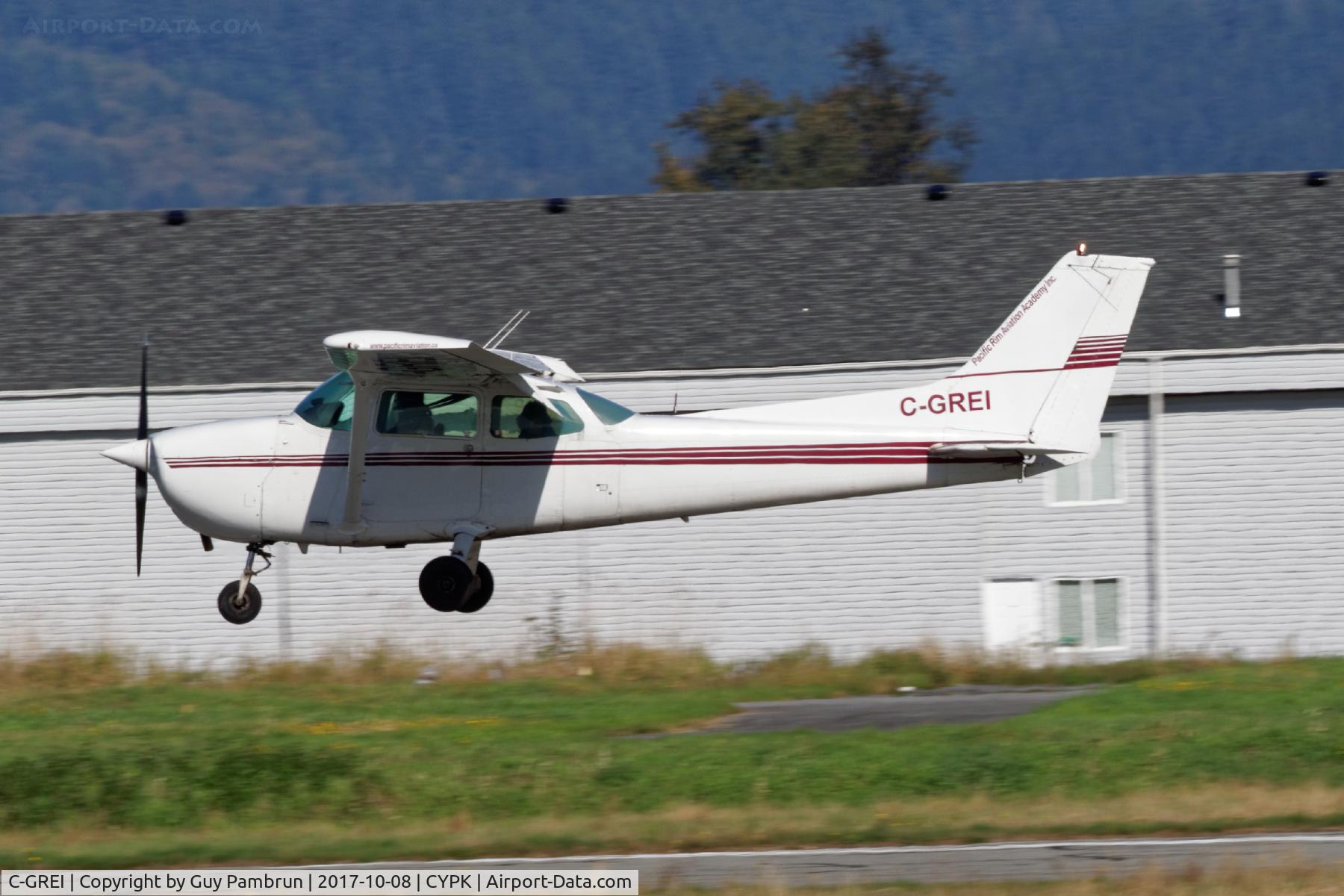 C-GREI, 1976 Cessna 172M C/N 17265859, Landing