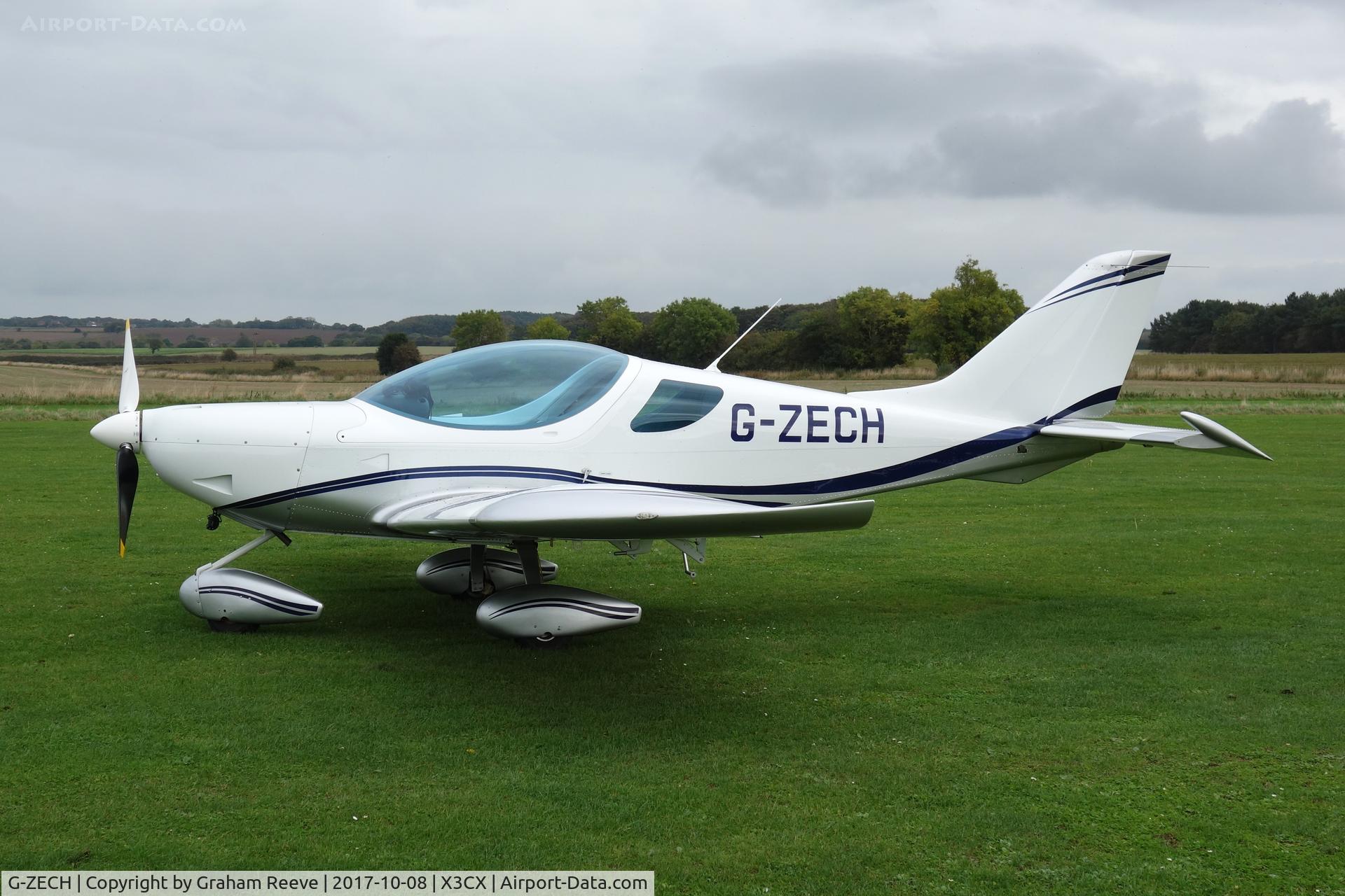 G-ZECH, 2009 CZAW SportCruiser C/N PFA 338-14685, Parked at Northrepps.