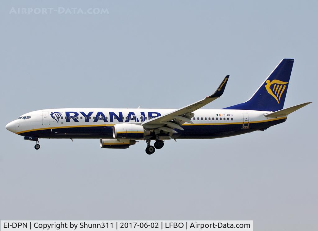 EI-DPN, 2007 Boeing 737-8AS C/N 35549, Landing rwy 14R