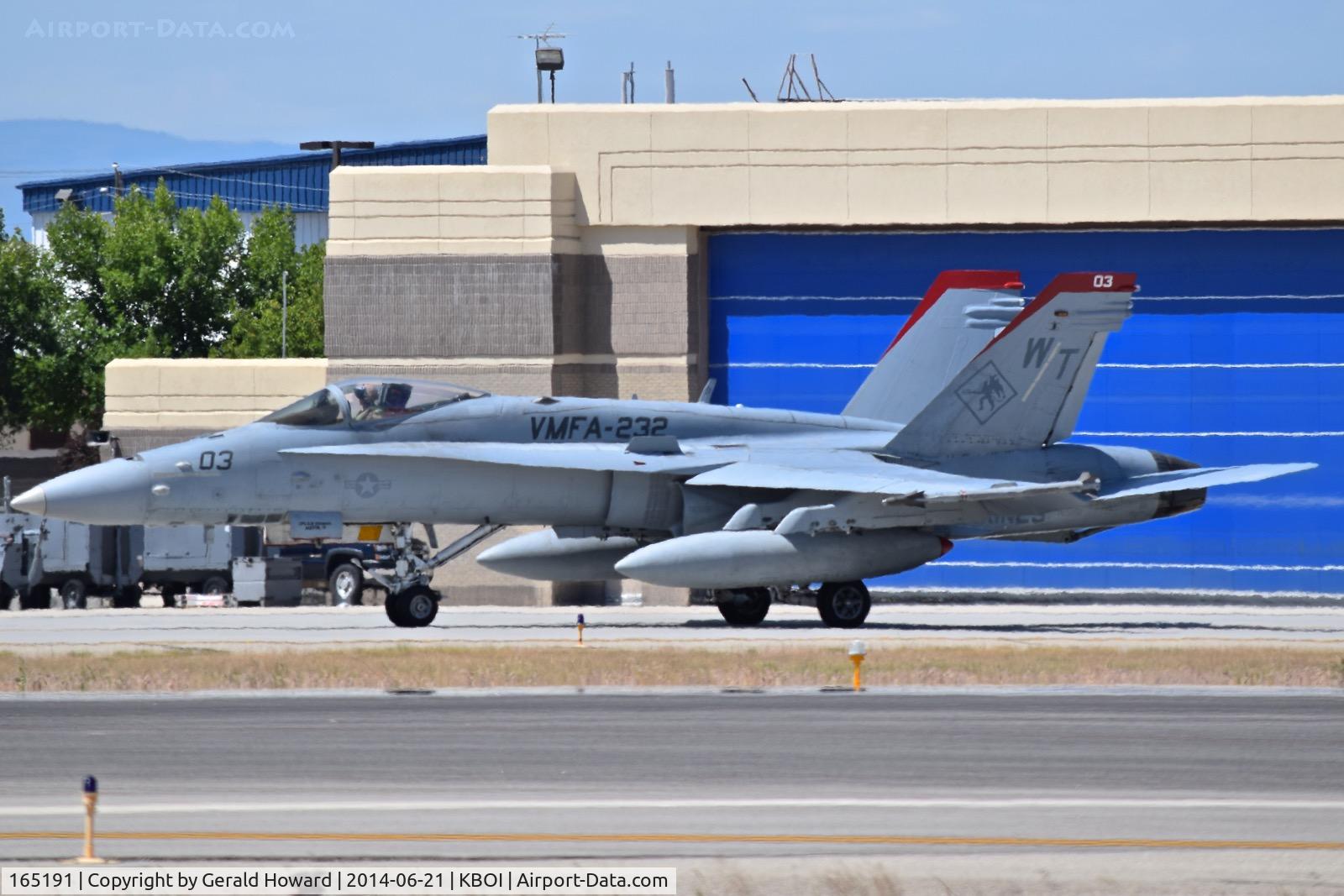 165191, McDonnell Douglas F/A-18C Hornet C/N 1331/C416, Taxiing on Bravo.  VMFA-232 
