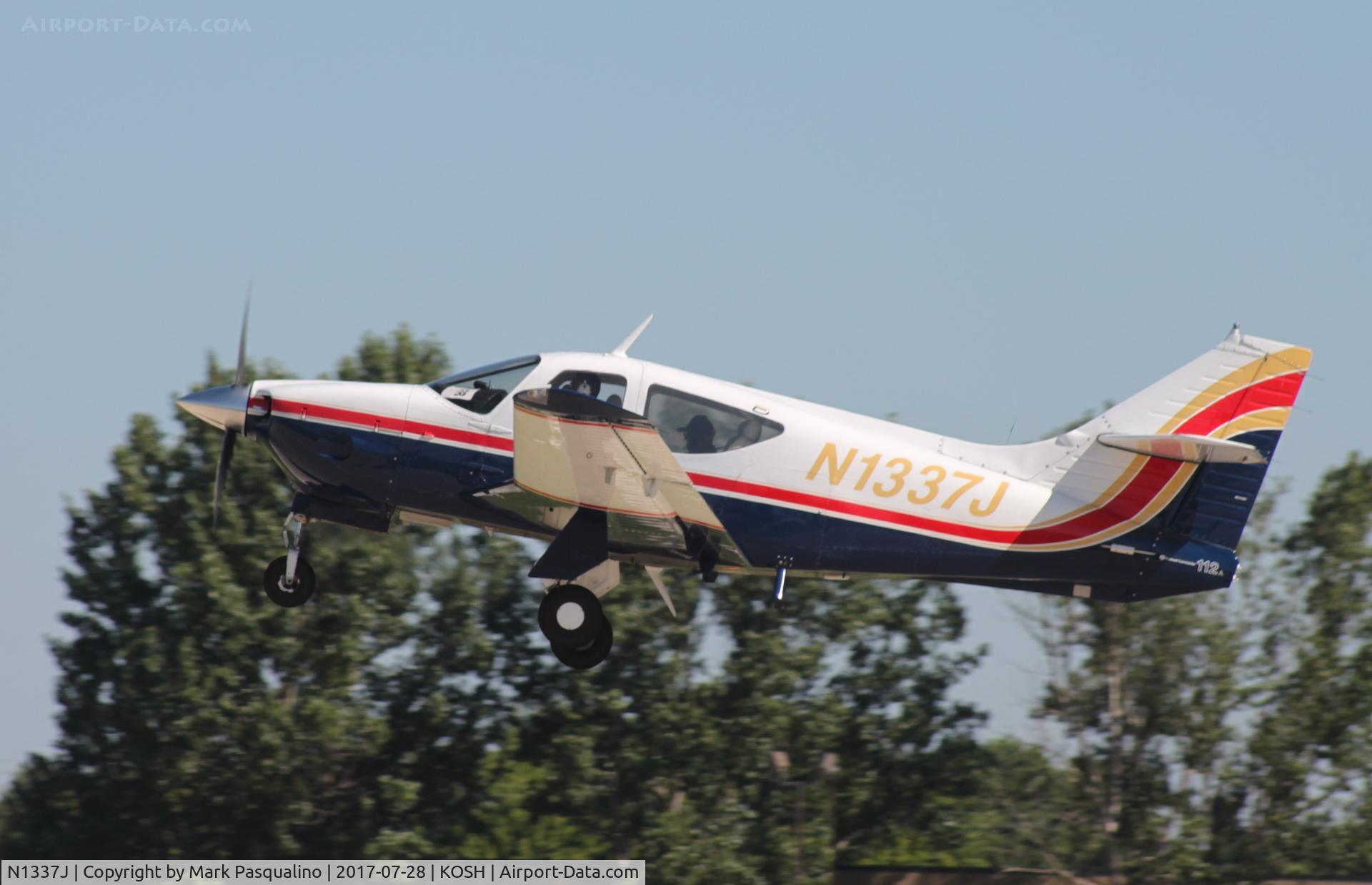 N1337J, 1975 Rockwell International 112A Commander C/N 337, Rockwell 112A