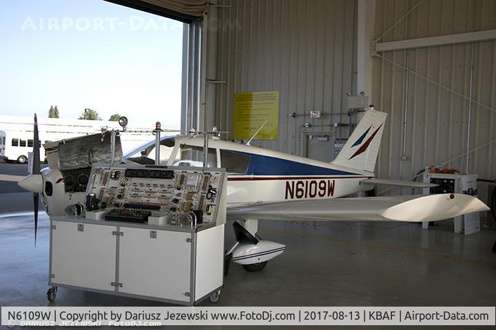 N6109W, 1964 Piper PA-28-140 C/N 28-20123, Piper PA-28-140 Cherokee Cruiser  C/N 28-20123 , N6109W