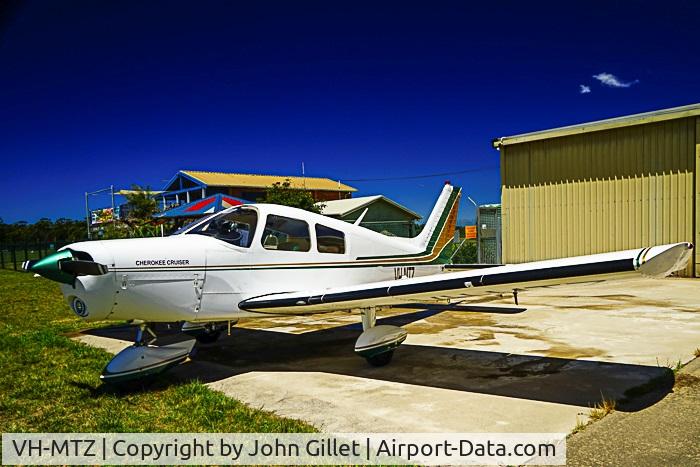 VH-MTZ, 1976 Piper PA-28-140 C/N 28-7625213, VH-MTZ