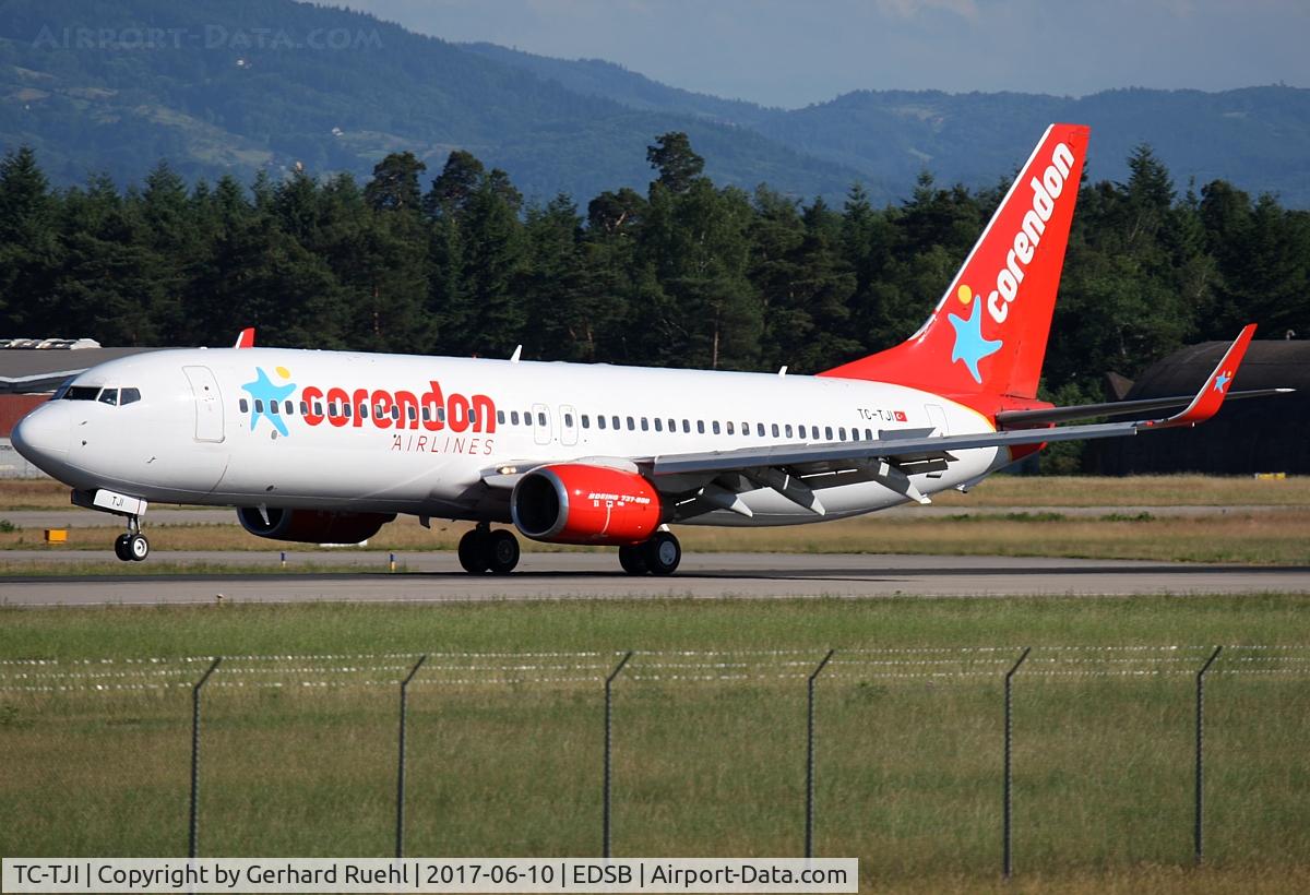 TC-TJI, 2002 Boeing 737-8S3 C/N 29246, arrival from Antalya