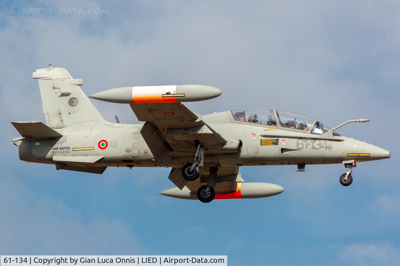 61-134, Aermacchi MB-339CD C/N 6870/200/CD007, LANDING