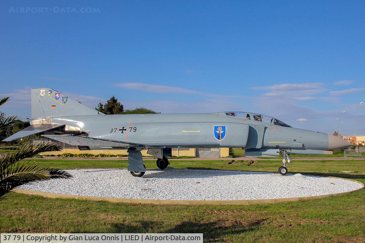 37 79, McDonnell Douglas F-4F Phantom II C/N 4327, GATE GUARDIAN