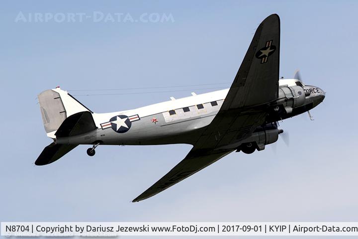 N8704, 1944 Douglas DC3C-S4C4G (TC-47B-30-DK) C/N 33048, Douglas DC-3C-S4C4G 