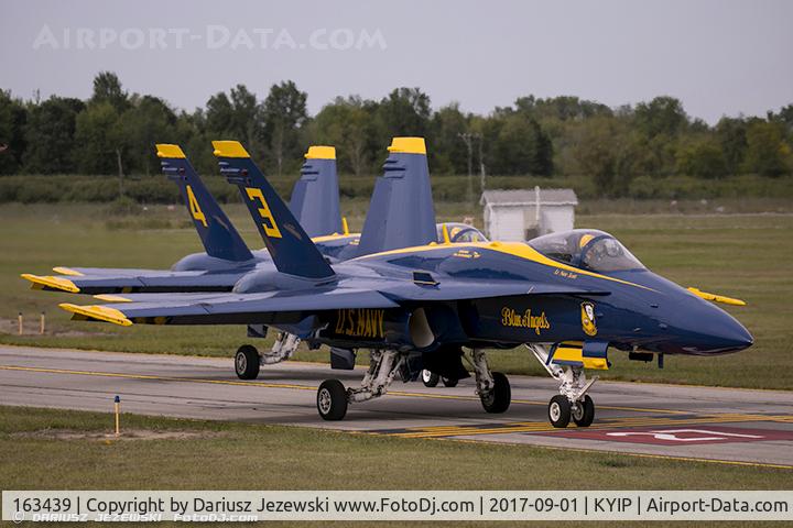163439, 1987 McDonnell Douglas F/A-18C Hornet C/N 0639/C011, F/A-18C Hornet 163439  from Blue Angels Demo Team  NAS Pensacola, FL