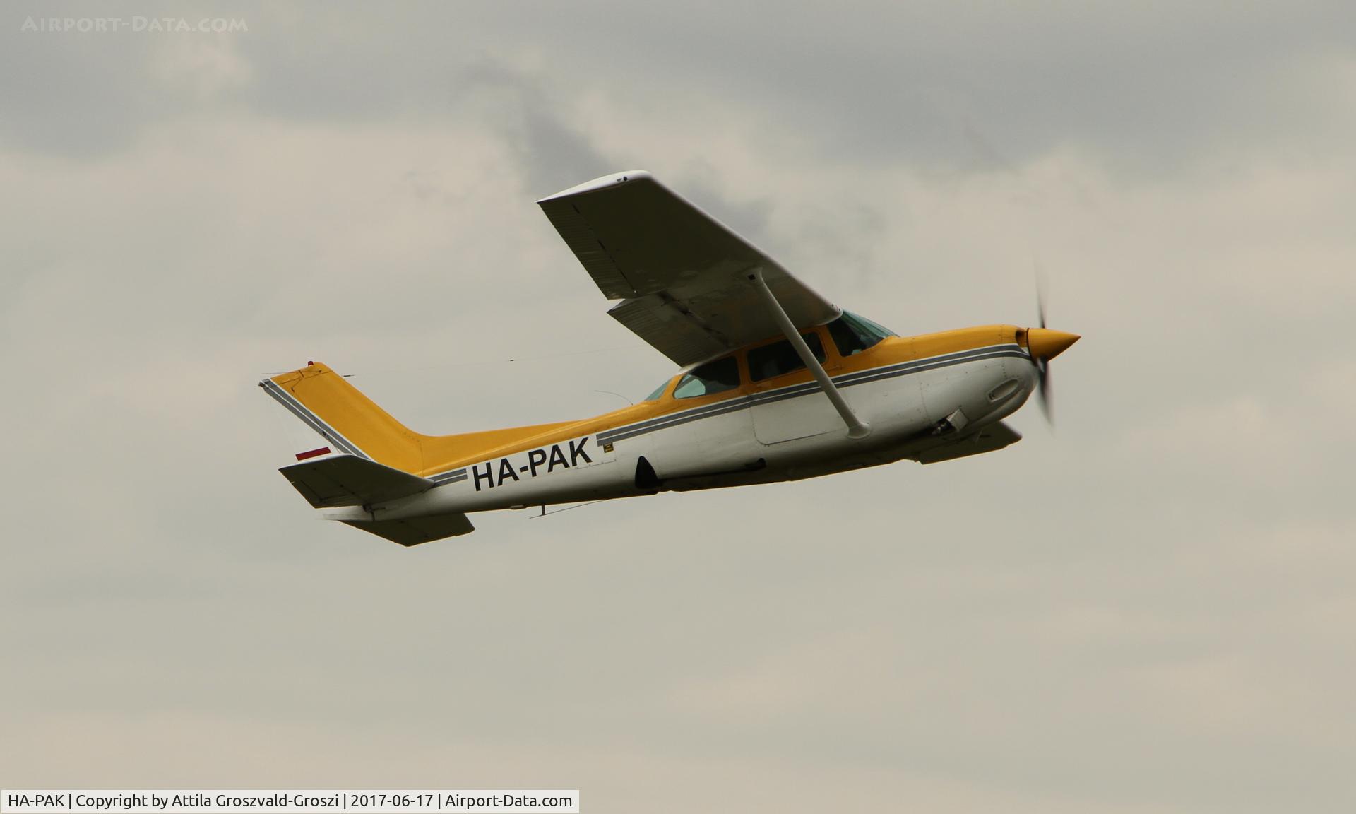 HA-PAK, 1980 Cessna 172RG Cutlass RG C/N 172RG-0375, Balatonkeresztúr Airfield, Hungary