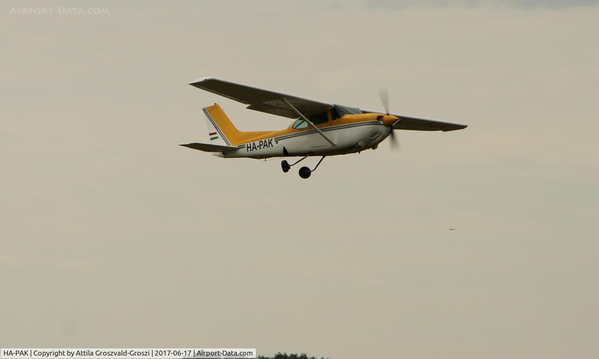 HA-PAK, 1980 Cessna 172RG Cutlass RG C/N 172RG-0375, Balatonkeresztúr Airfield, Hungary
