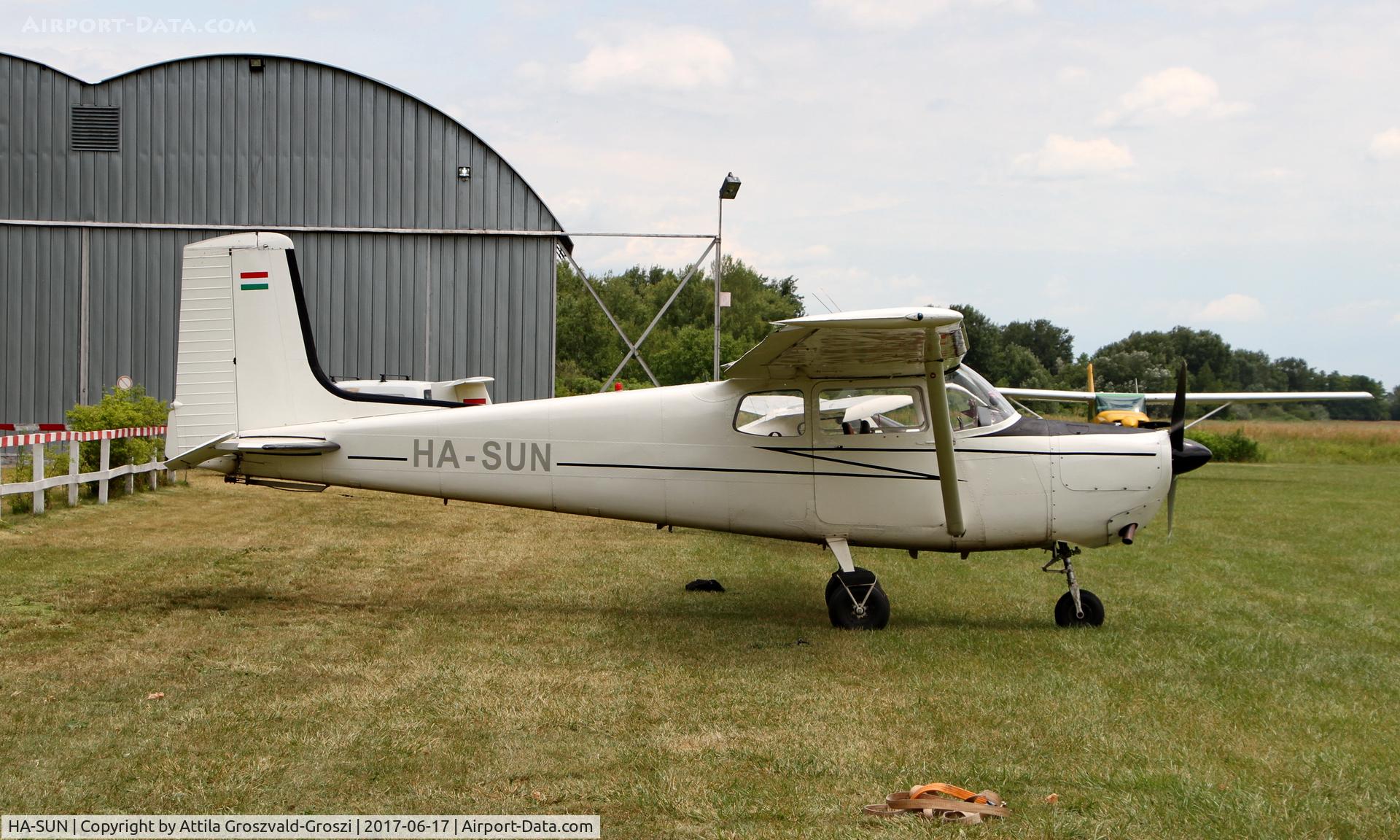 HA-SUN, 1958 Cessna 172 C/N 36536, Balatonkeresztúr Airfield, Hungary