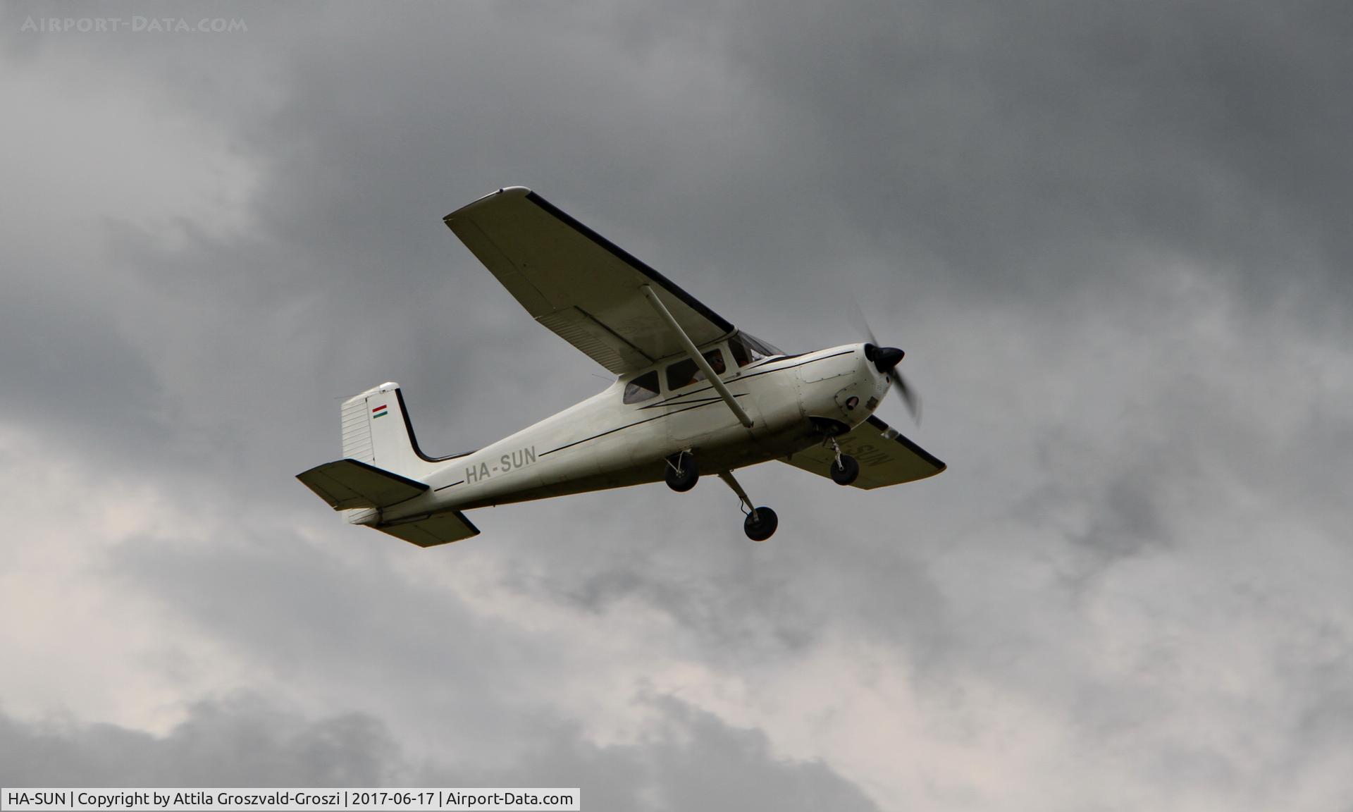HA-SUN, 1958 Cessna 172 C/N 36536, Balatonkeresztúr Airfield, Hungary