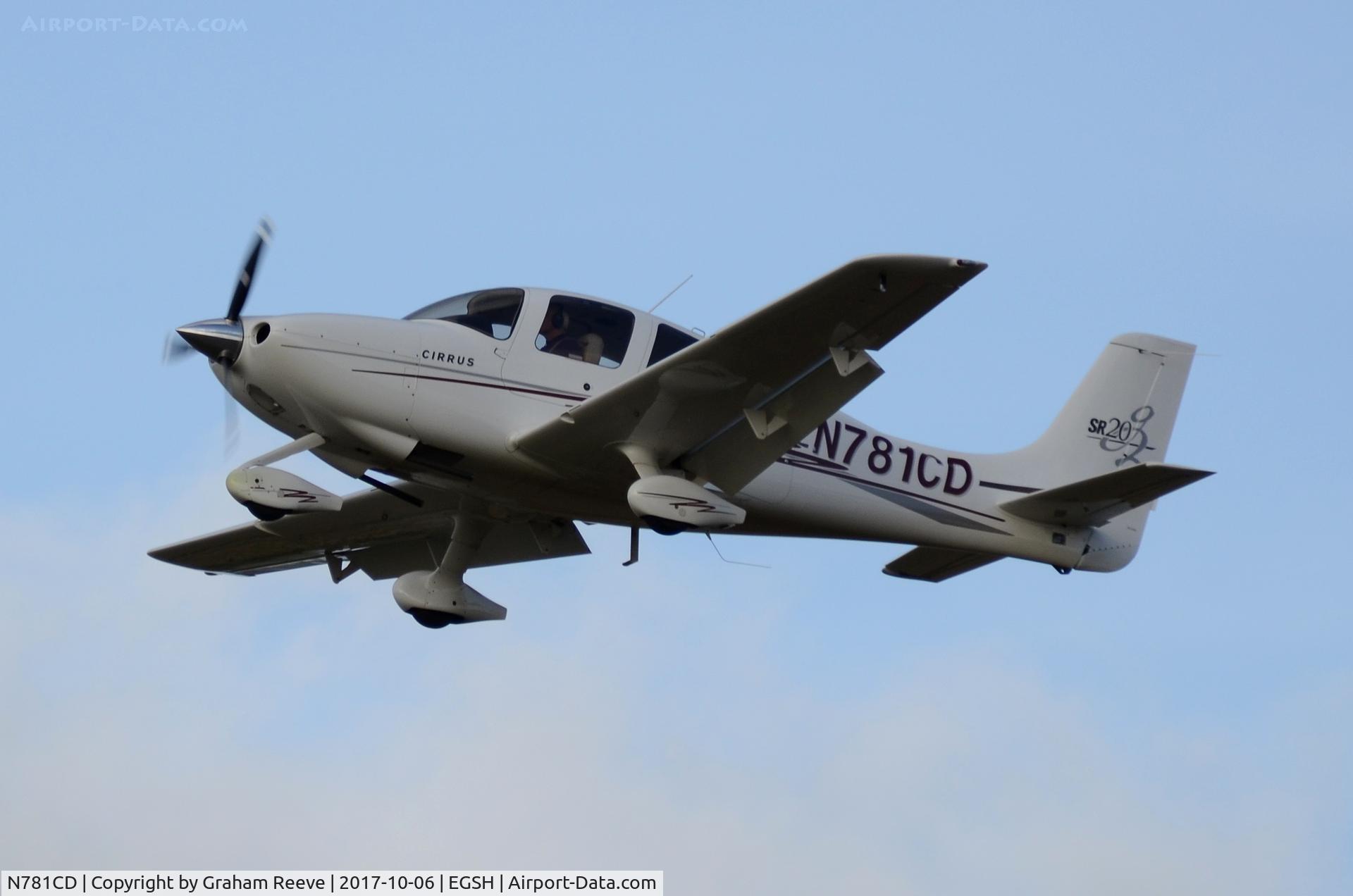 N781CD, 2004 Cirrus SR20 G2 C/N 1423, Departing from Norwich.