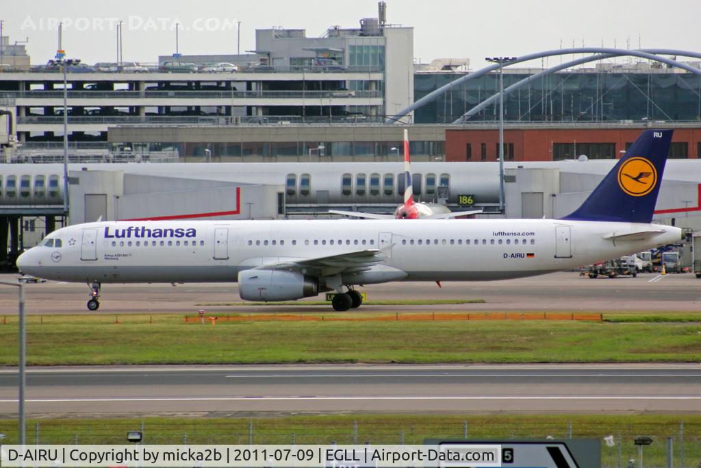 D-AIRU, 1997 Airbus A321-131 C/N 692, Taxiing