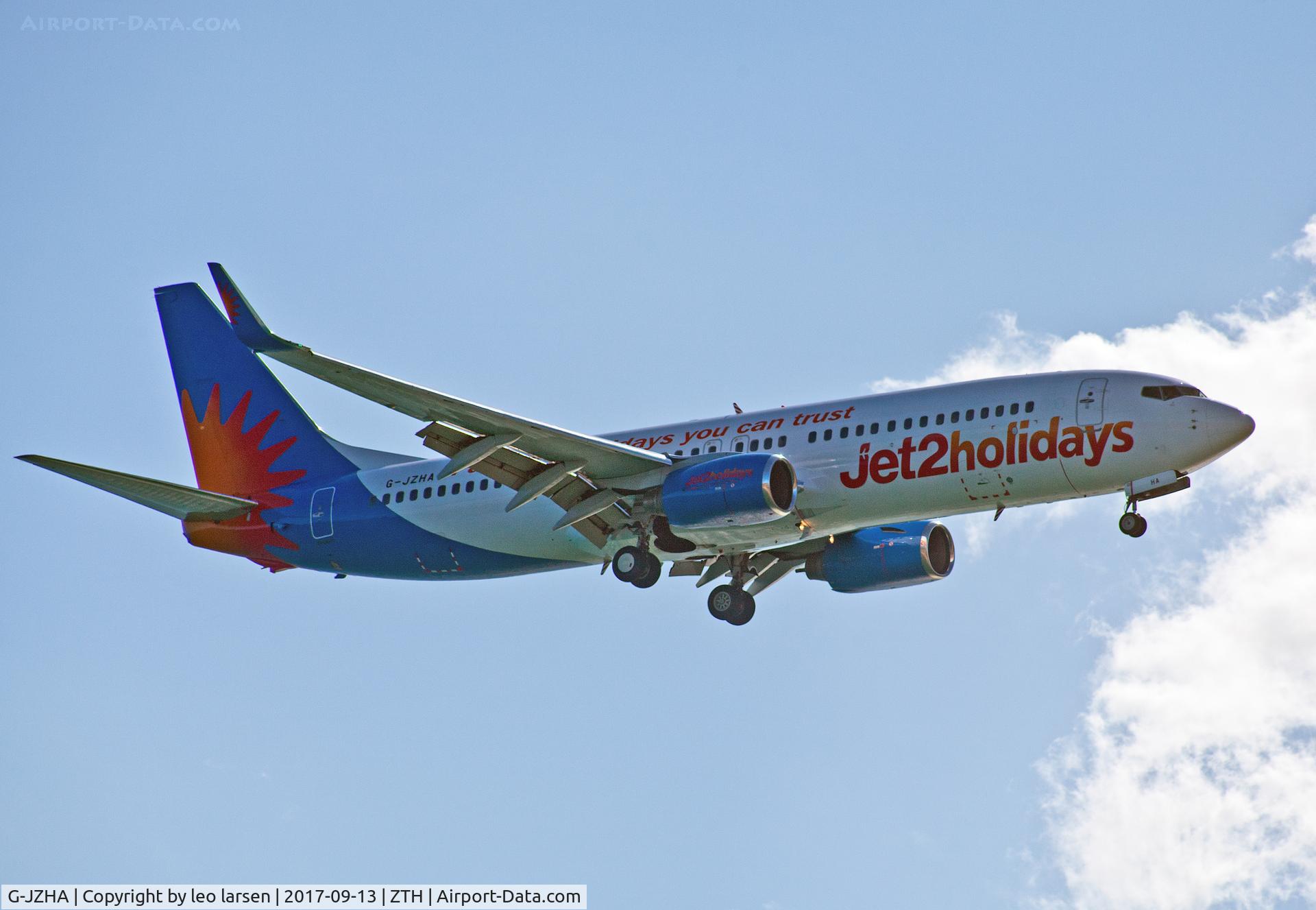 G-JZHA, 2001 Boeing 737-8K5 C/N 30417, zakynthos 13.9.2017