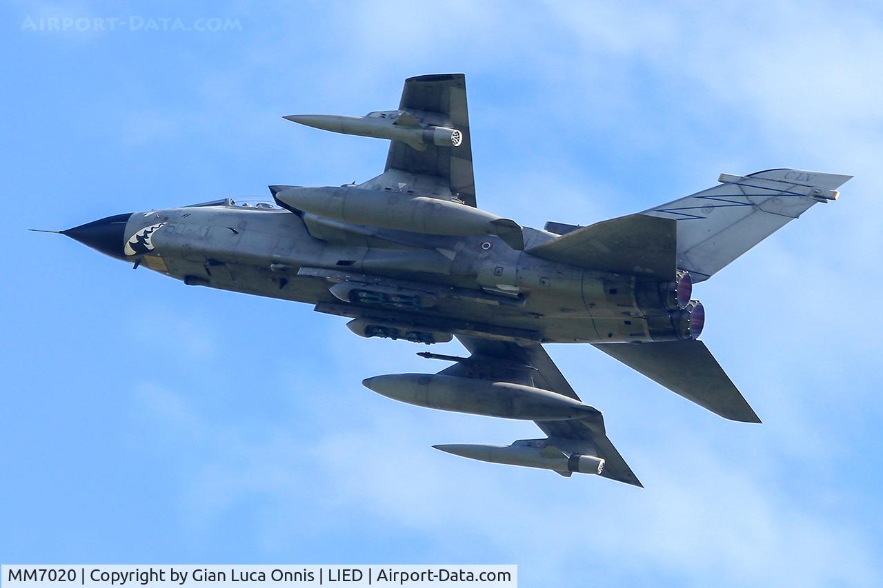 MM7020, Panavia Tornado ECR C/N 225/ECR04/5028, TAKEOFF