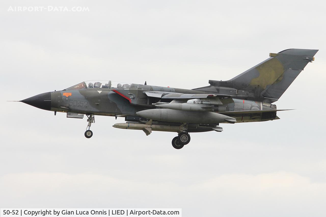 50-52, Panavia Tornado IDS C/N 280/IS027/5037, LANDING
