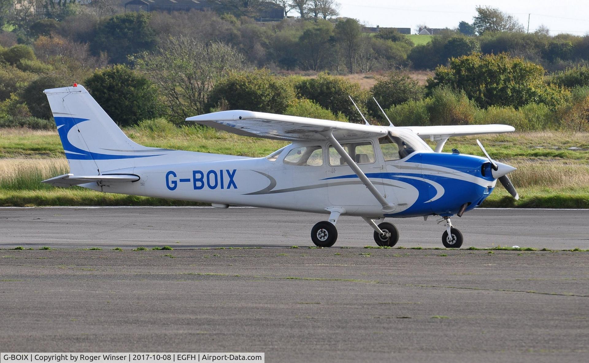 G-BOIX, 1979 Cessna 172N C/N 172-71206, Visiting Skyhawk.