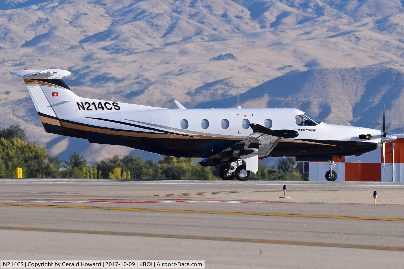 N214CS, 2006 Pilatus PC-12/47 C/N 766, Ready for take off on RWY 10R.