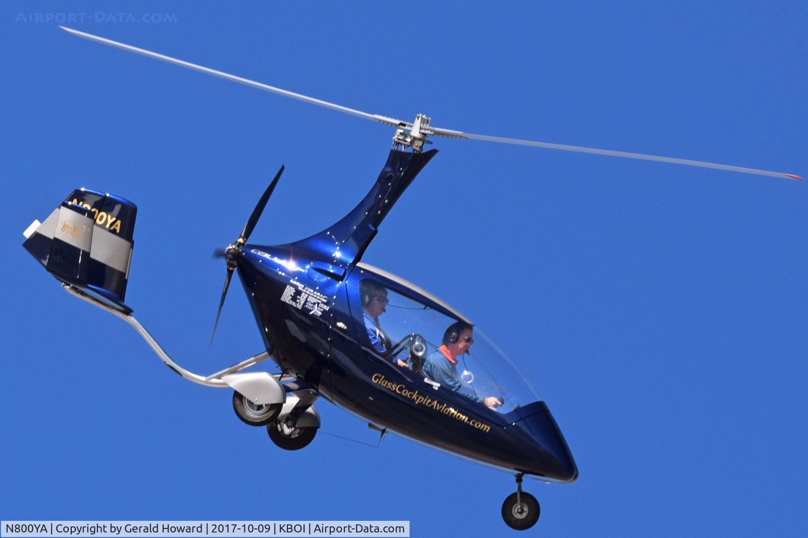 N800YA, AutoGyro Calidus C/N C00308, Sharp right turn for final to RWY 10R.