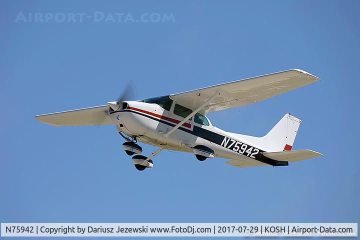 N75942, 1976 Cessna 172N C/N 17268058, Cessna 172N Skyhawk  C/N 17268058, N75942