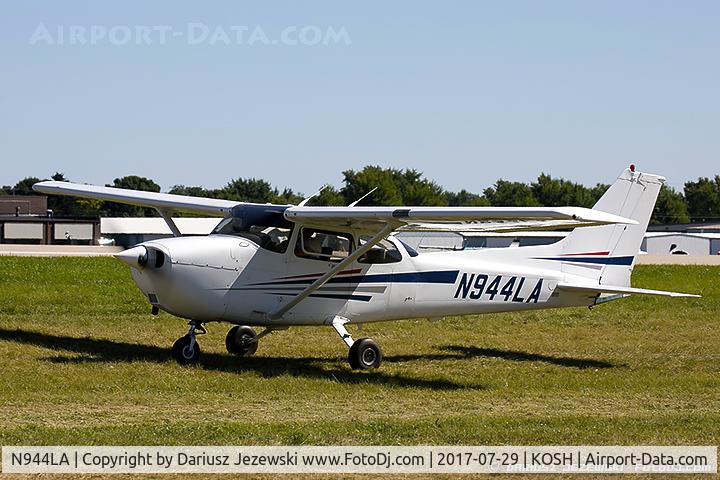 N944LA, 1998 Cessna 172R C/N 17280659, Cessna 172R Skyhawk  C/N 17280659, N944LA