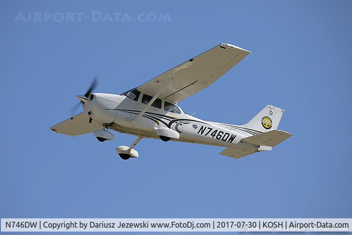 N746DW, 2015 Cessna 172S C/N 172S11569, Cessna 172S Skyhawk  C/N 172S11569, N746DW