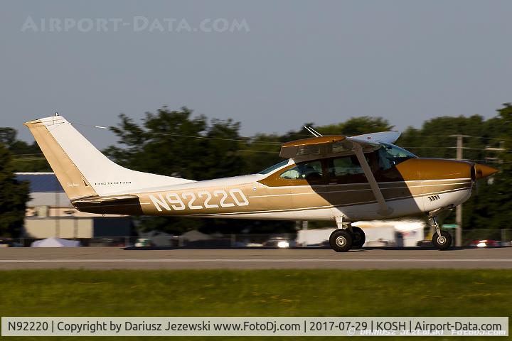 N92220, 1969 Cessna 182N Skylane C/N 18260098, Cessna 180N Skylane  C/N 18260098, N92220