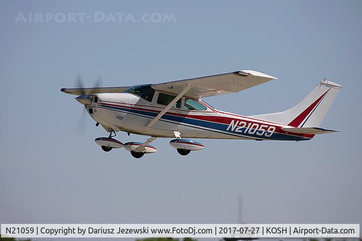 N21059, 1972 Cessna 182P Skylane C/N 18261388, Cessna 182P Skylane  C/N 18261388, N21059
