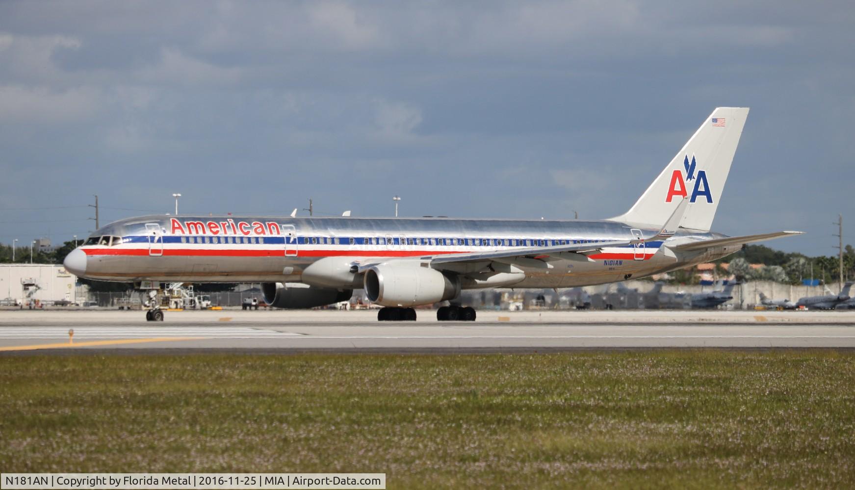 N181AN, 1999 Boeing 757-223 C/N 29591, American