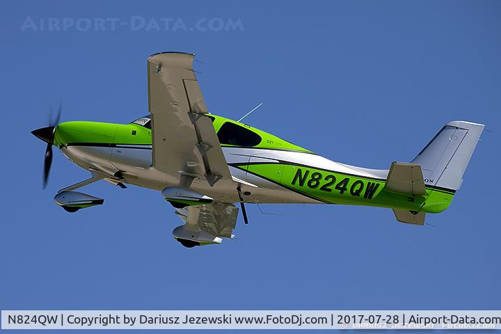 N824QW, 2017 Cirrus SR22T Carbon C/N 1517, Cirrus SR22T  C/N 1517, N824QW