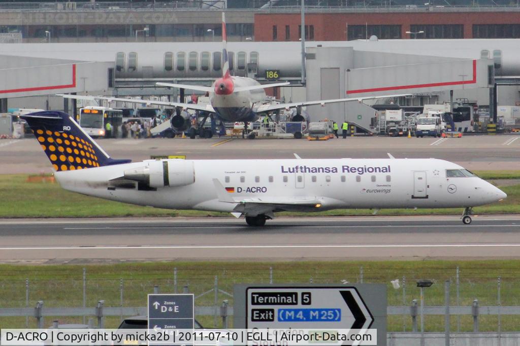 D-ACRO, 2001 Canadair CRJ-200LR (CL-600-2B19) C/N 7494, Taxiing