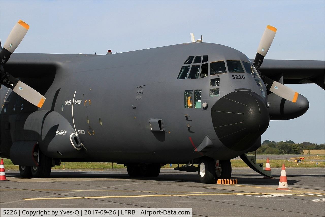 5226, Lockheed C-130H-30 Hercules C/N 382-5226, Lockheed C-130H Hercules (61-PK), Brest-Bretagne airport (LFRB-BES)