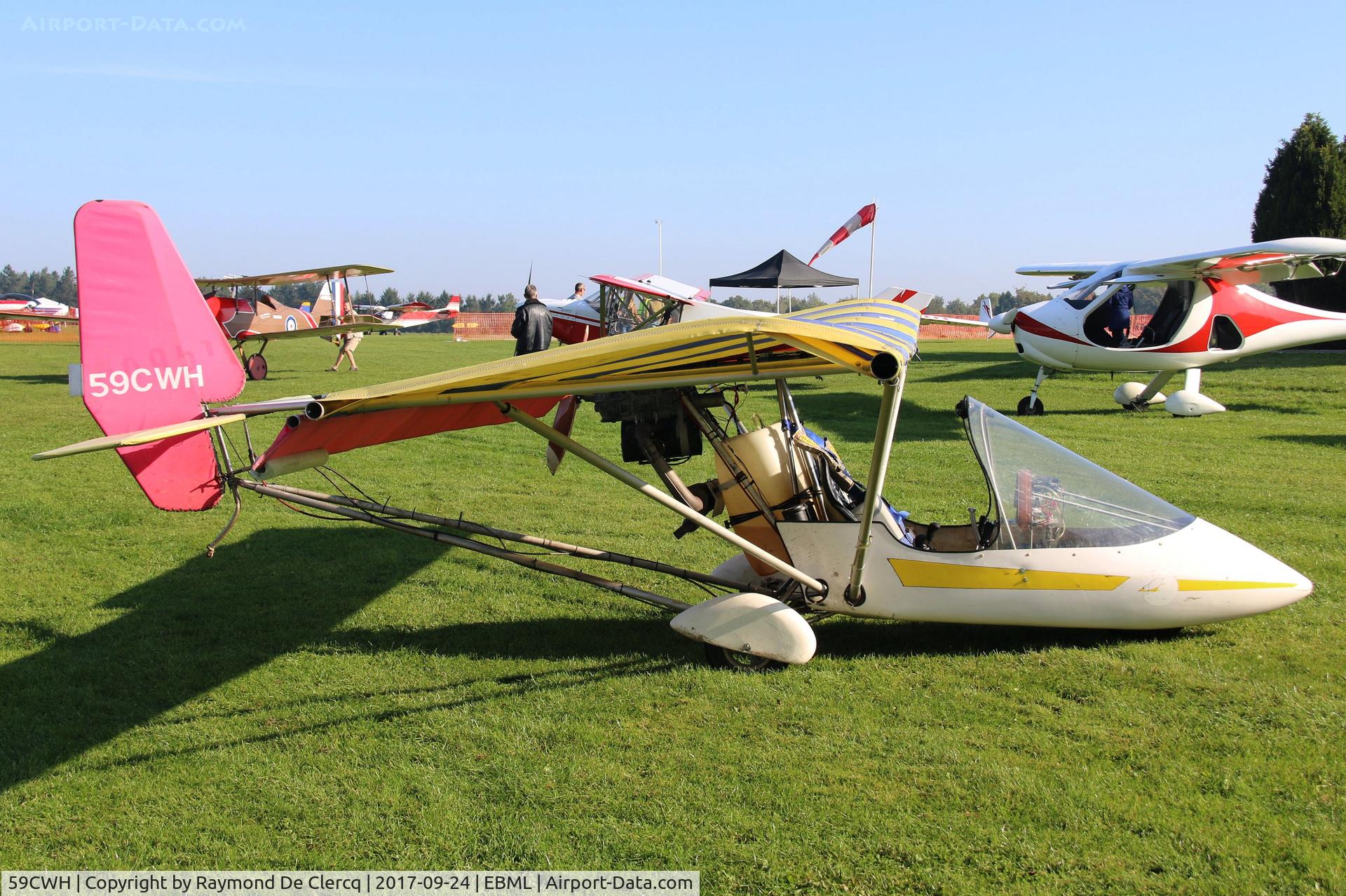 59CWH, Dynali Chickinox Kot Kot C/N not found 59CWH, At Maillen.