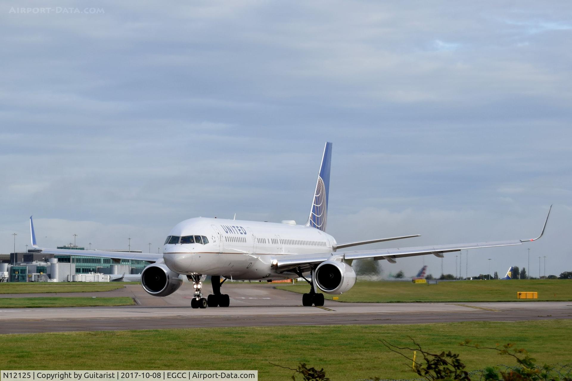 N12125, 1998 Boeing 757-224 C/N 28967, At Manchester
