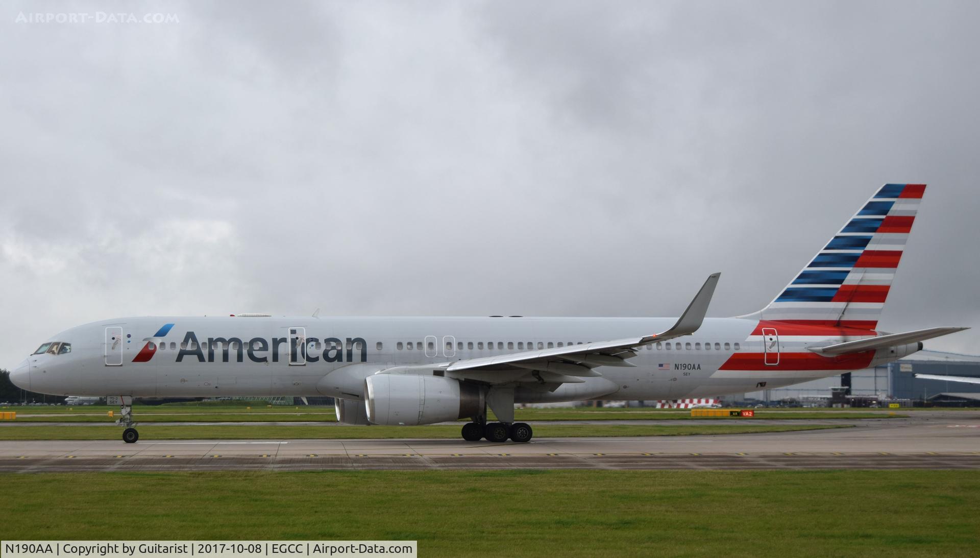 N190AA, 2001 Boeing 757-223 C/N 32384, At Manchester