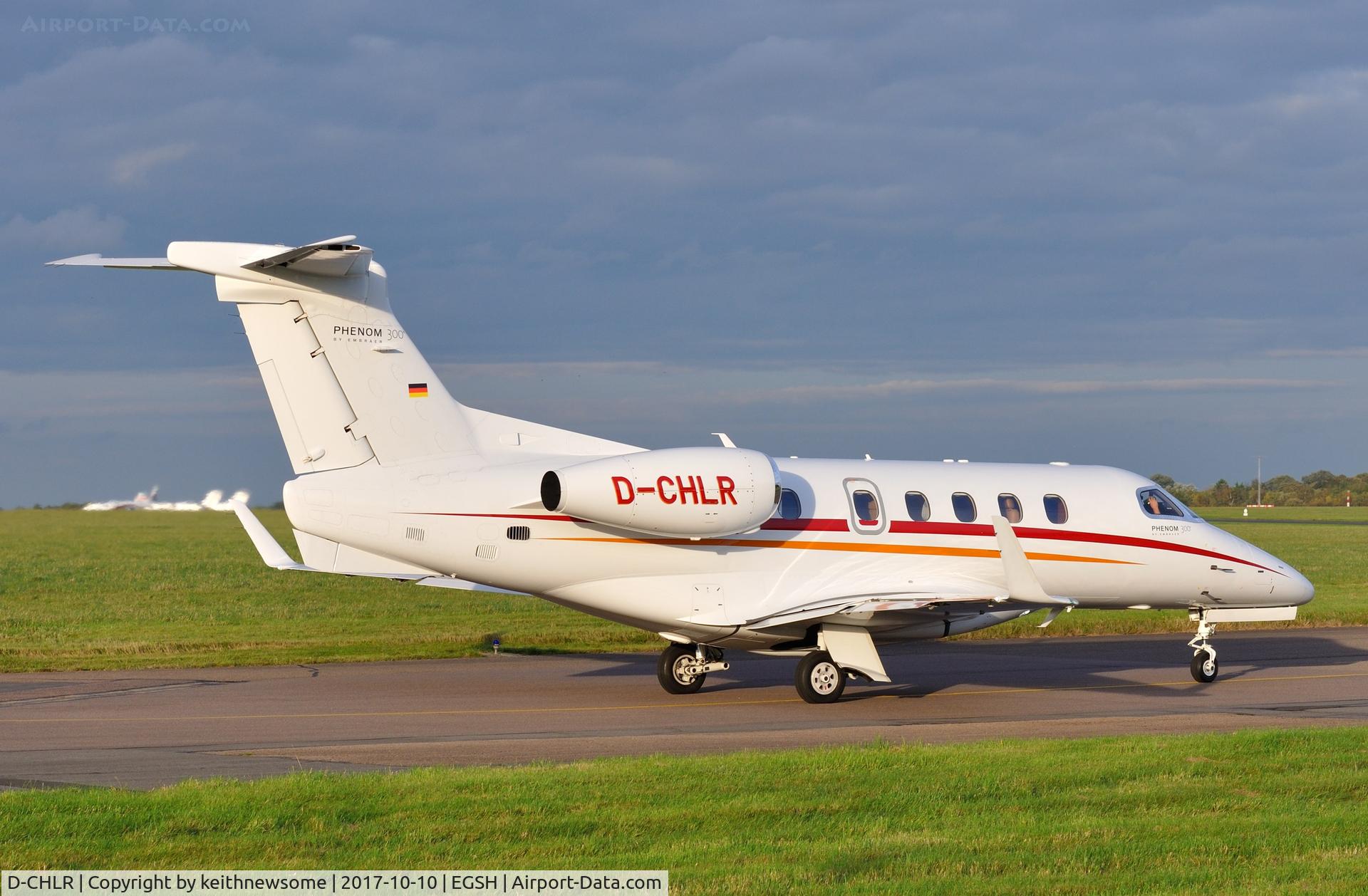 D-CHLR, 2011 Embraer EMB-505 Phenom 300 C/N 50500066, Welcome return visitor leaving.