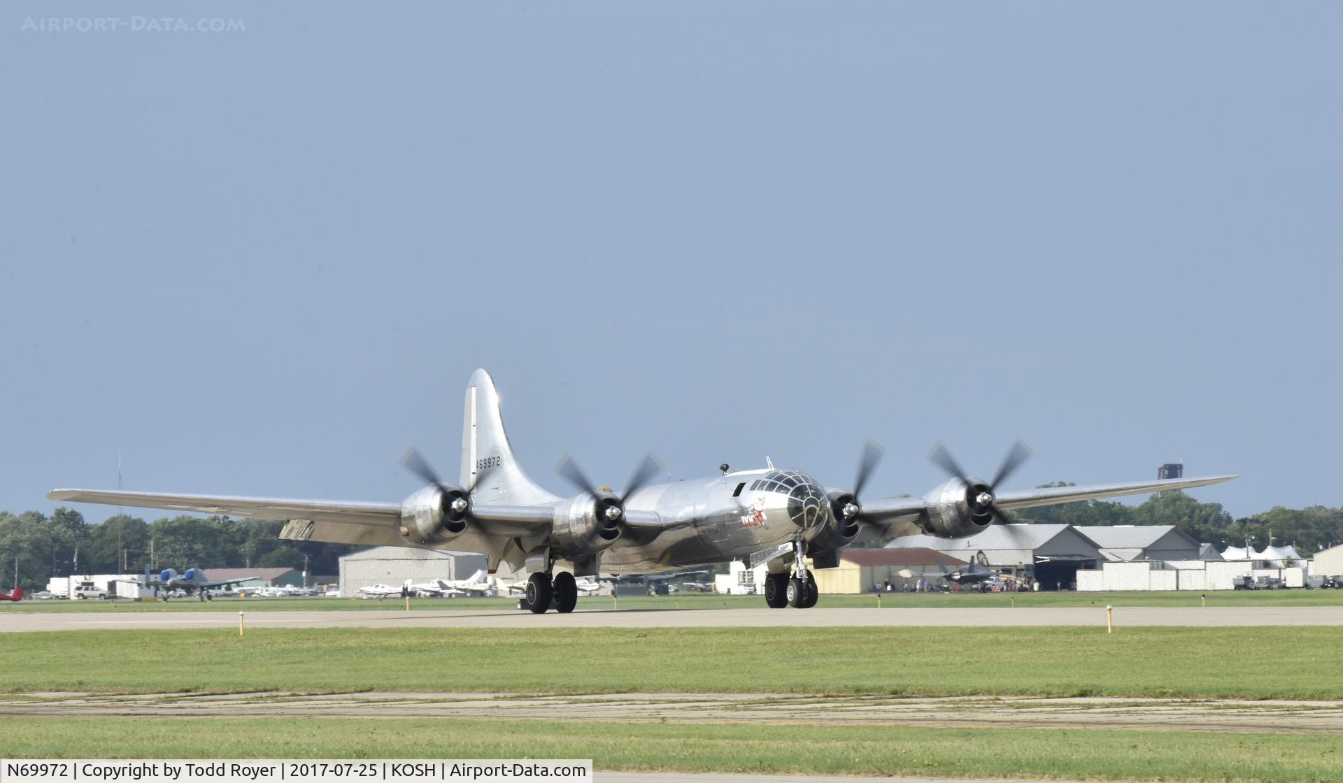 N69972, 1944 Boeing TB-29 (B-29-70-BW) Superfortress C/N 10804, Airventure 2017
