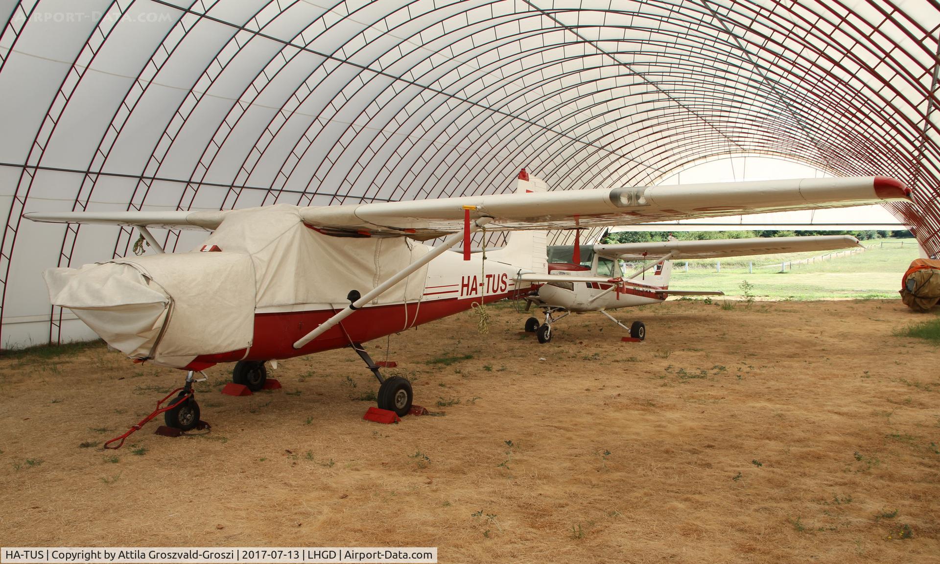 HA-TUS, 1958 Cessna 175 Skylark C/N 17555612, Gödöllö Airport, Hungary