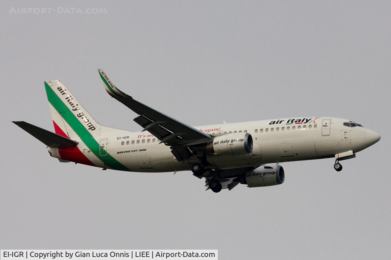 EI-IGR, 1997 Boeing 737-36N C/N 28561, LANDING