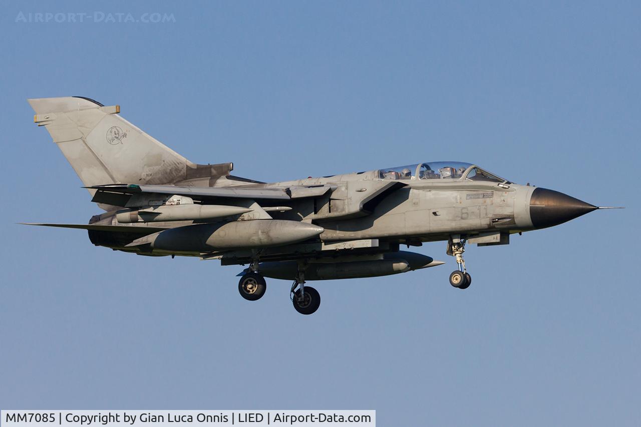 MM7085, Panavia Tornado IDS C/N 634/IS084/5096, LANDING