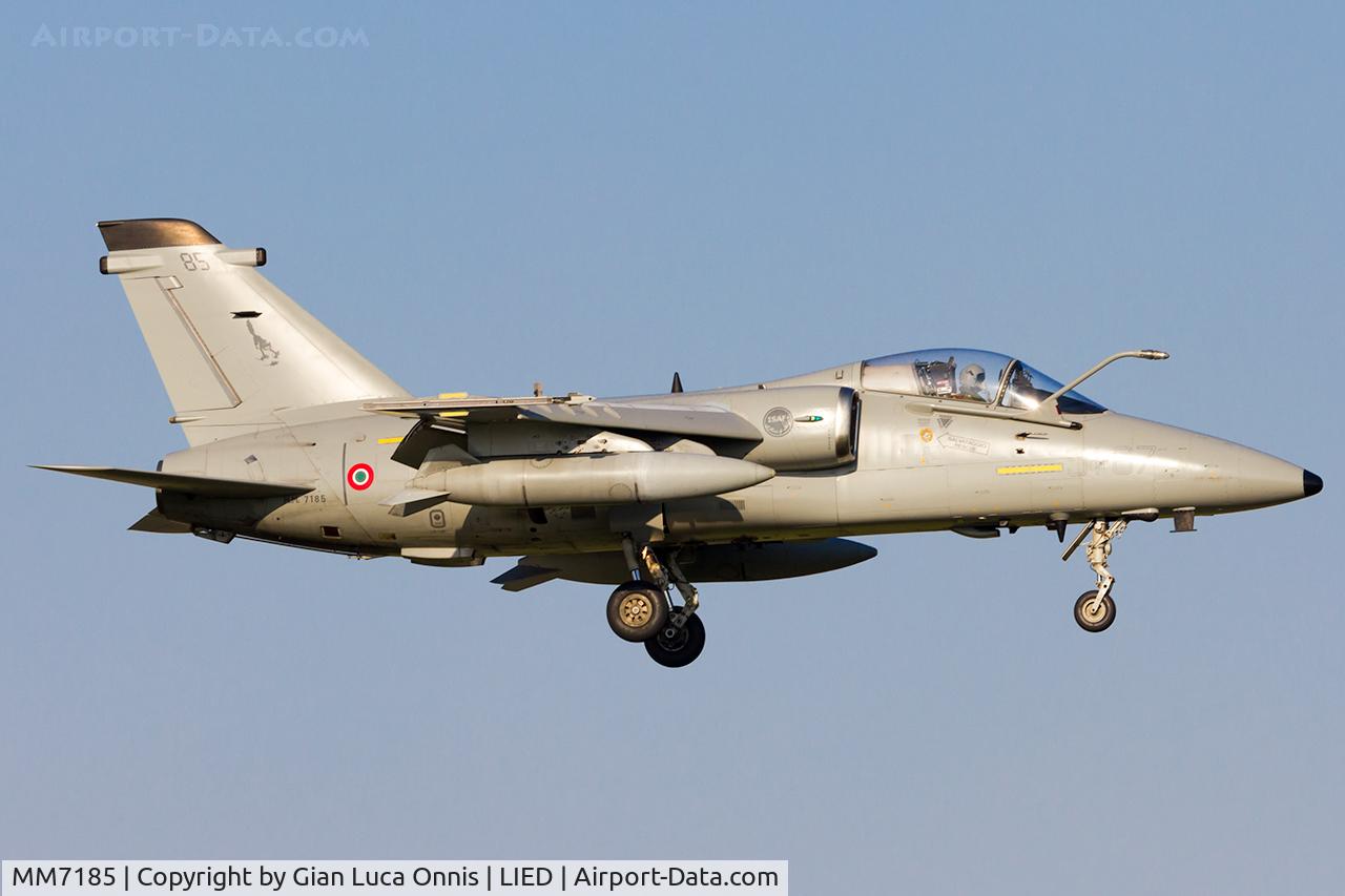 MM7185, AMX International AMX ACOL C/N IX097, LANDING