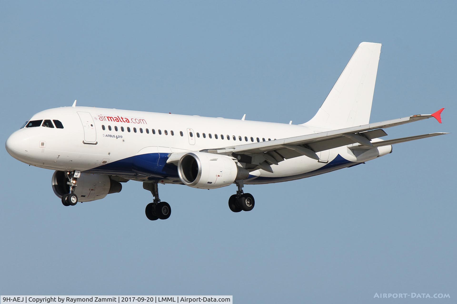 9H-AEJ, 2004 Airbus A319-112 C/N 2186, A319 9H-AEJ Air Malta