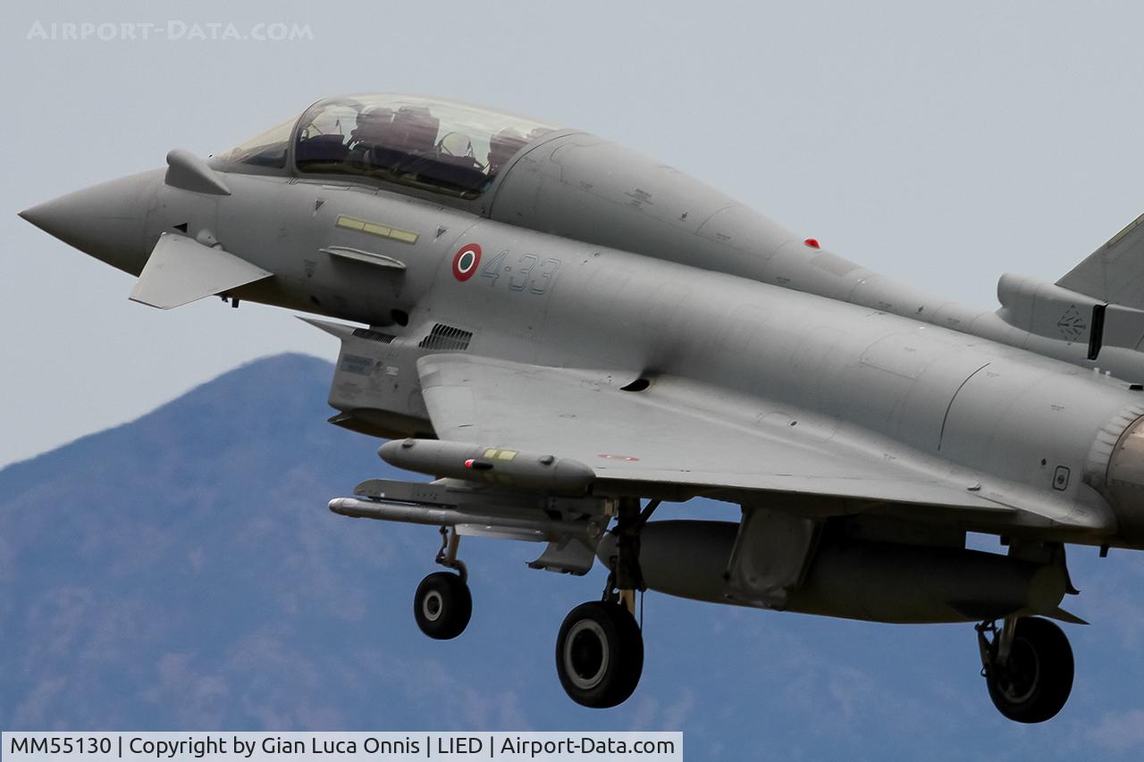 MM55130, Eurofighter EF-2000 Typhoon T C/N 147/IT009, LANDING